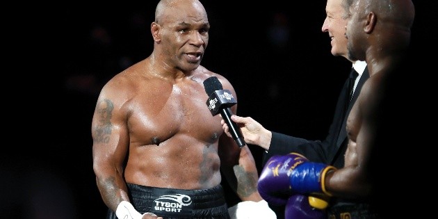 Mike Tyson has confirmed he will fight in Miami on May 29, but did not say whether it will be with Holyfield.  Boxing