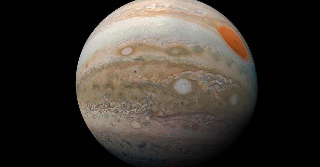 Juno mission to Jupiter: finding photos