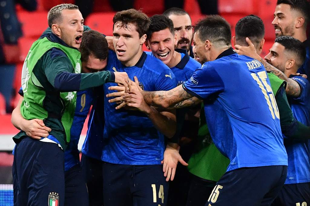 La Assuri in the quarters!  Wembley – Italy beat long-suffering Austria by ten