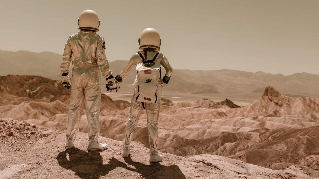 Scientists calculate how much time a person can spend on Mars