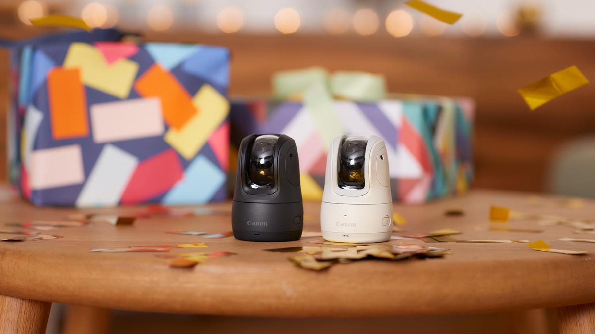 The best party camera takes photos of itself