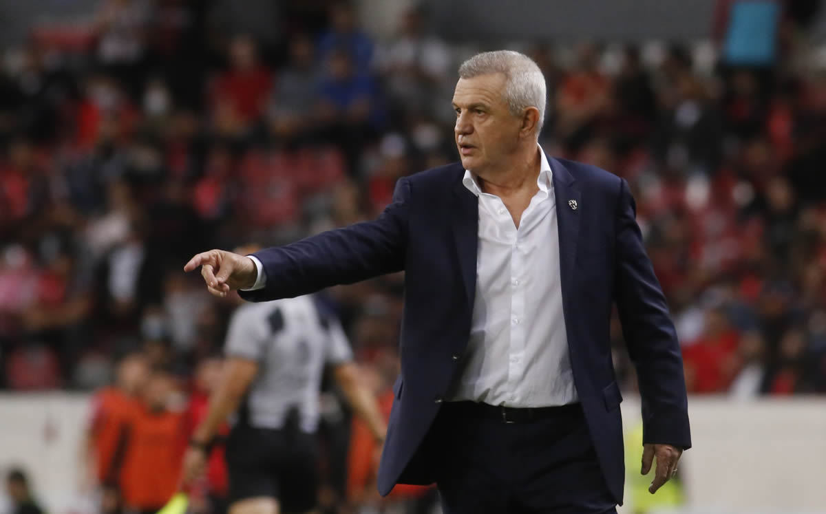Javier Aguirre has promised that Monteri will have ‘short staff’
