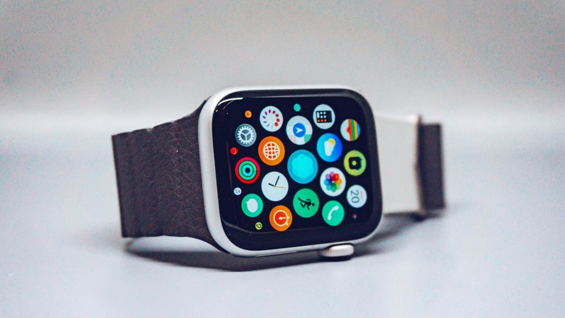 Apple has filed a lawsuit against Apple Watch for “explicit and unreasonably dangerous security risk.”