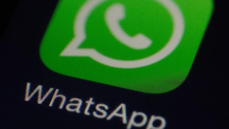 How do I know if a contact is sending you through WhatsApp or using other apps?