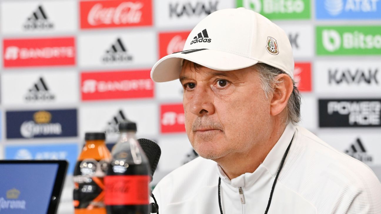 ‘Tata’ Martino without “any” response to Miguel Herrera’s comments on health
