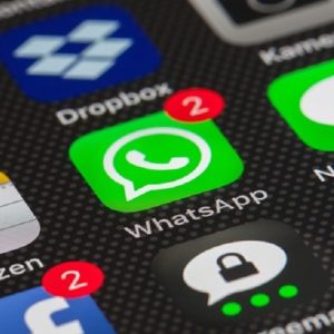 WhatsApp, How to customize wallpapers in your chats