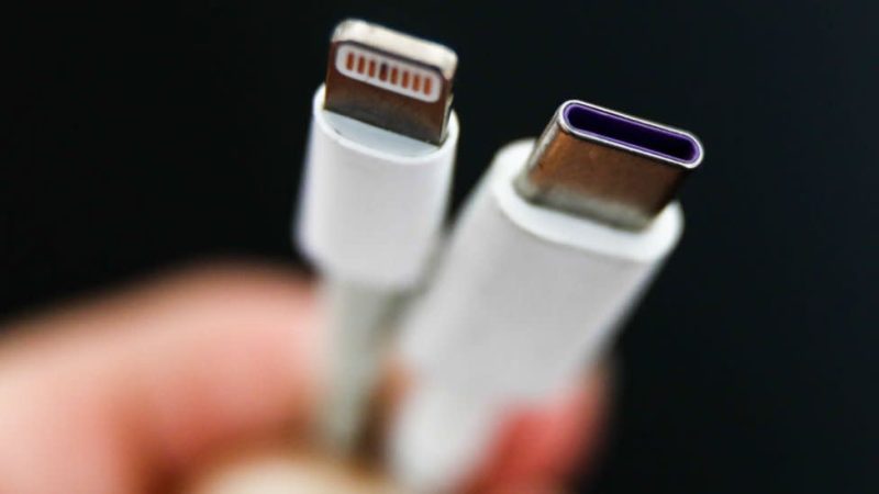 EU sets start date for global cell phone charger (why Apple opposes it)