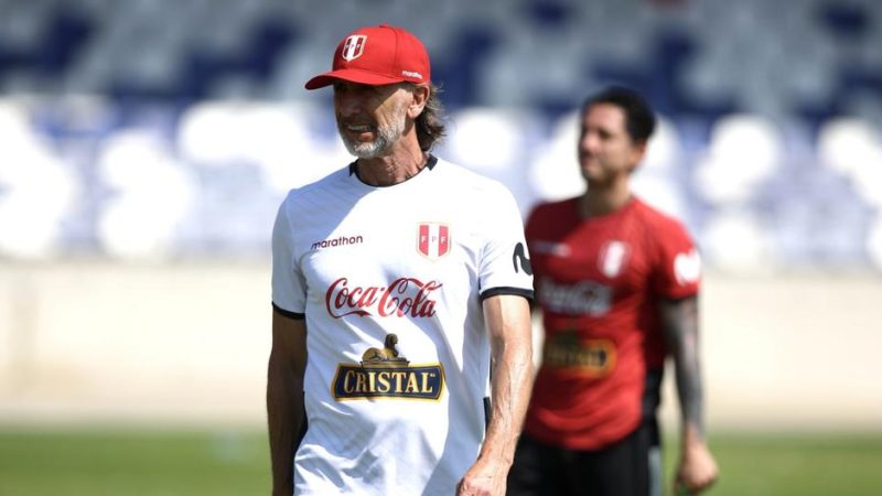 Peru Team |  Ricardo Gareca and his future in Peru: when will he give a definitive answer about his renewal?  |  FPF |  Augustin Lozano |  Game-Total
