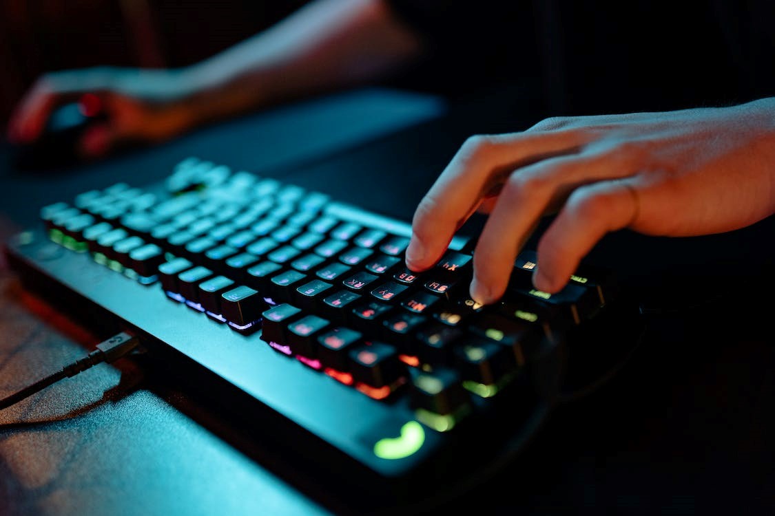 Things to consider when choosing an online gaming platform:
