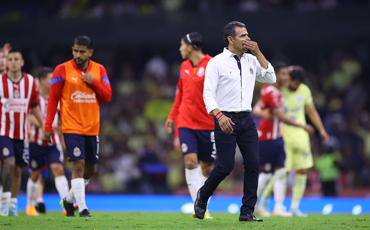 Ricardo Cadena is punished for criticizing refereeing in America-Chivas Mediotimpo