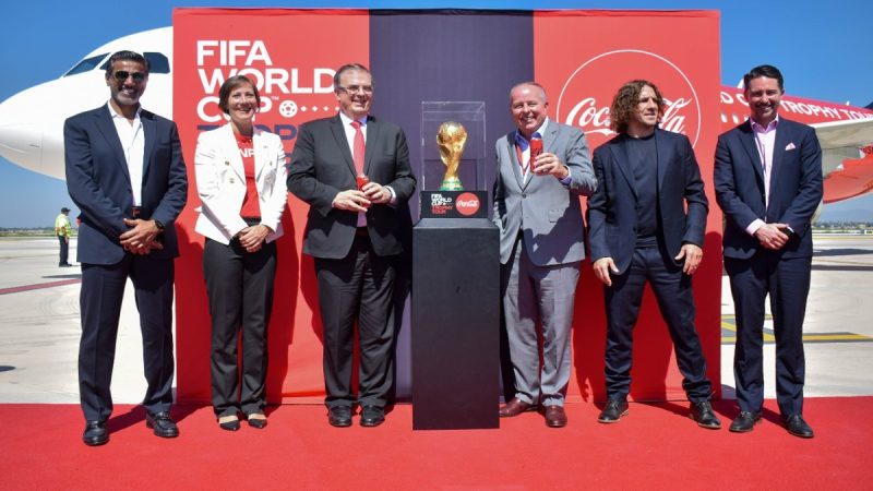 The World Cup arrived in Mexico and was welcomed at an event at AIFAMEdiotiempo