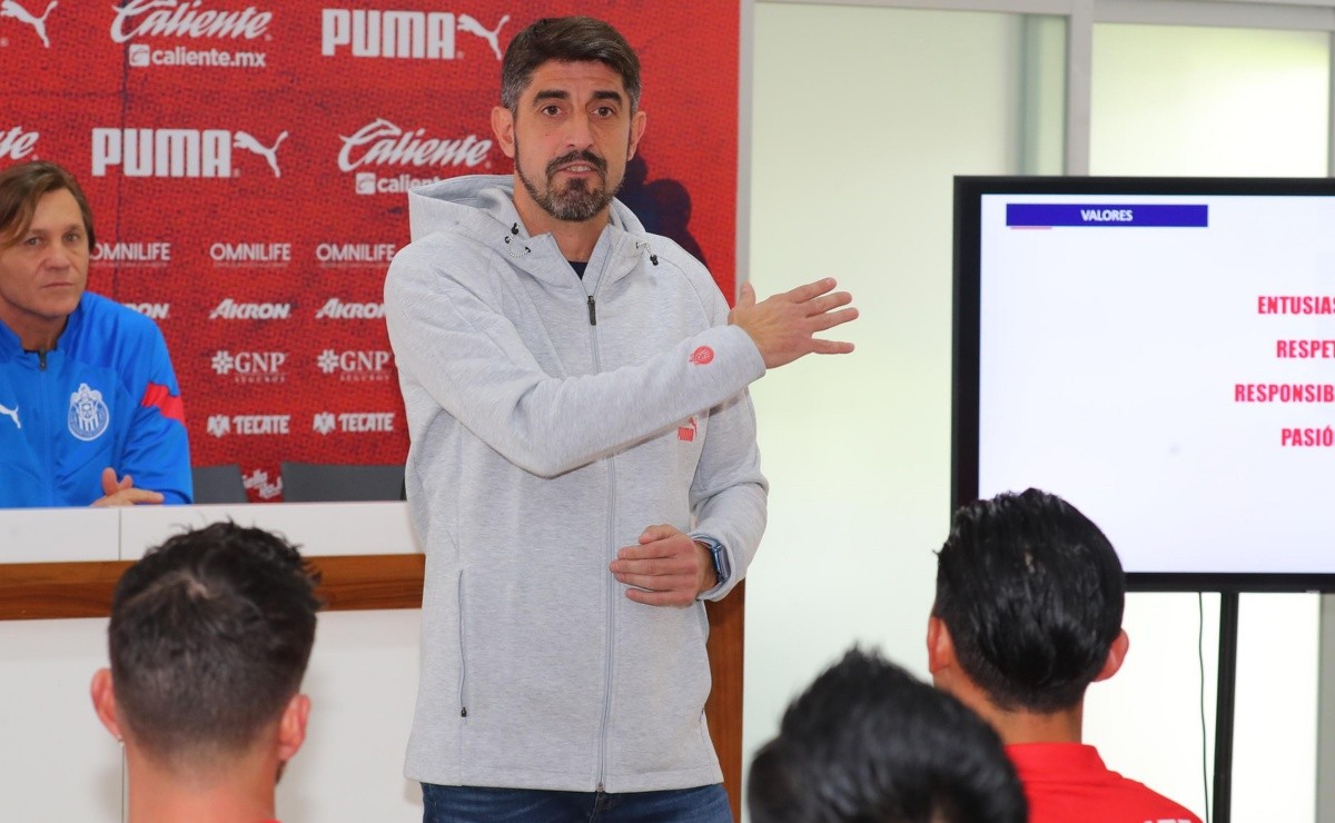 Veljko Paunovic I Closing Tournament 2023 Liga MX New Defender Coming to Chivas