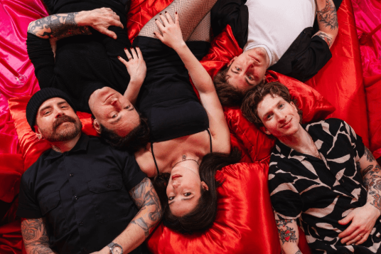 Doghouse Rose Unveil New Single Ahead of July Album Release Doghouse Rose Unveil New Single Ahead of July Album Release