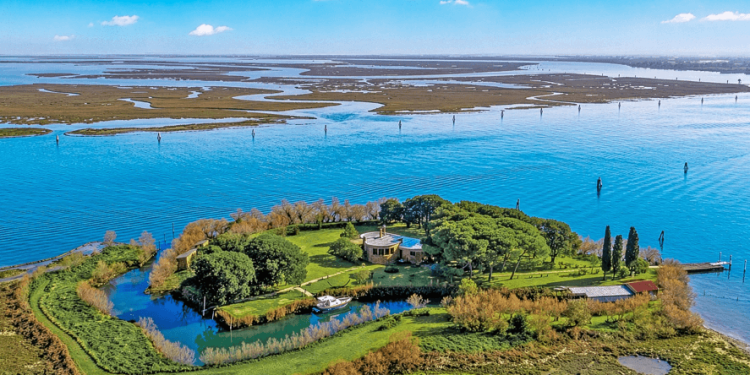 Private Venetian Island With Napoleonic-Era Fort Comes to Market