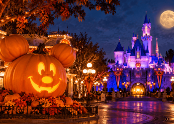Disneyland Tops Ranking of America’s Best Amusement Parks for Halloween Disneyland Tops Ranking of America’s Best Amusement Parks for Halloween