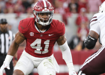 Alabama Linebacker Xavier Griffin Named Shaun Alexander Freshman Player of the Week
